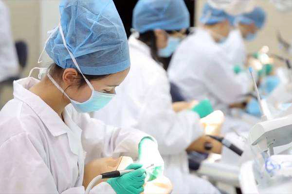 馬鞍山工業(yè)學(xué)校迎來(lái)2024級(jí)新生報(bào)到