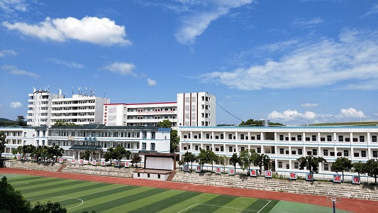 十堰市科技學(xué)校