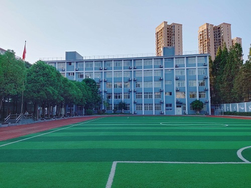 潛江市衛(wèi)生學校