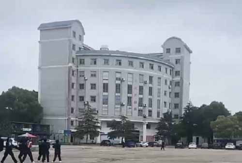 武漢警官職業(yè)學(xué)院云中拍攝