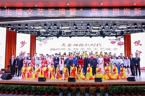 湖北商貿(mào)學(xué)院2020年分?jǐn)?shù)線