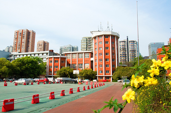 湖北中南技工學(xué)校.jpg