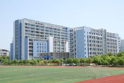 長(zhǎng)江職業(yè)學(xué)院.jpg