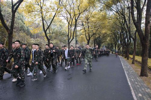 武漢軍需工業(yè)技工學校.jpg