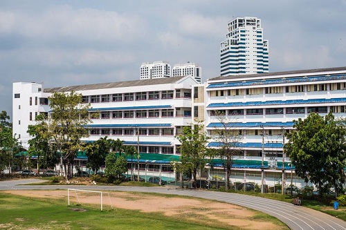湖北省紡織工業(yè)技工學(xué)校.jpg