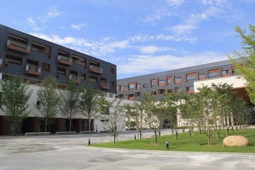 湖北化學礦山技工學校.jpg