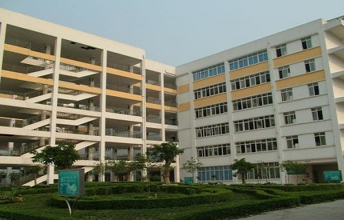 武漢市交通科技學校.jpg