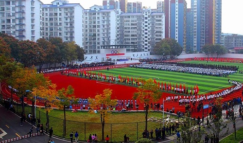 恩施職業(yè)技術(shù)學(xué)院.jpg