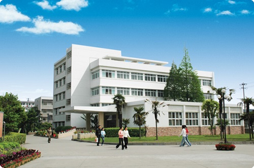 荊州理工職業(yè)學院.jpg