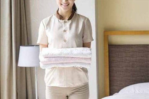 家政服務(wù)與管理.jpg