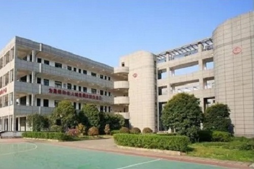 洪湖市高級技工學(xué)校.jpg