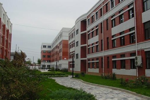 襄樊市工業(yè)干部中等專業(yè)學(xué)校.jpg