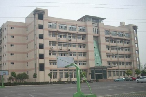 湖北省體育運(yùn)動(dòng)學(xué)校.jpg