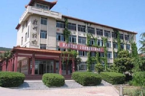 恩施州楚才技工學(xué)校.jpg