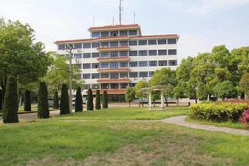 咸寧市生物機(jī)電工程學(xué)校.jpg