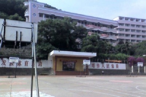 孝感市第二技工學(xué)校.jpg