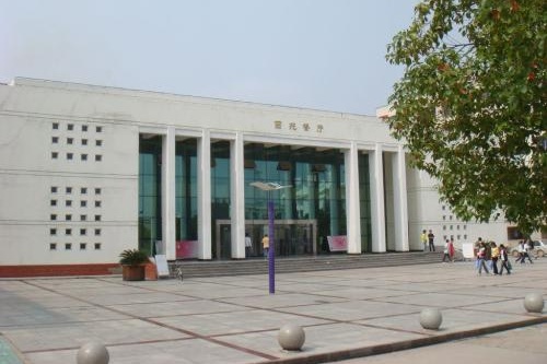 黃岡交通學(xué)校.jpg