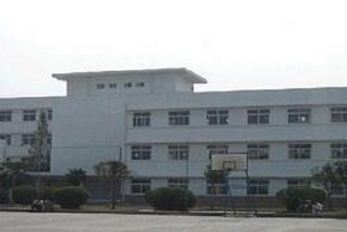 荊州信息科技學(xué)校1.jpg