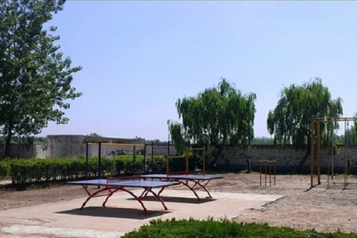 荊州市旅游學(xué)校.jpg