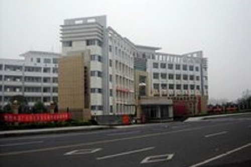 十堰江漢職業(yè)技術(shù)學(xué)校.jpg