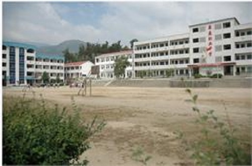隨州航天雙龍科技學(xué)校.jpg