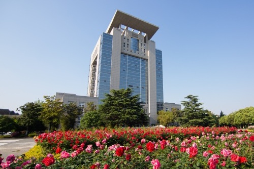 江漢大學(xué).jpg