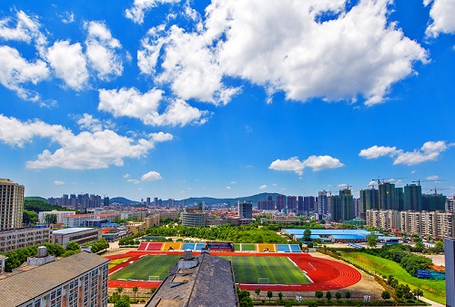 武漢工程科技學(xué)院.jpg