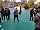 湖北現(xiàn)代科技學校體育課籃球示范